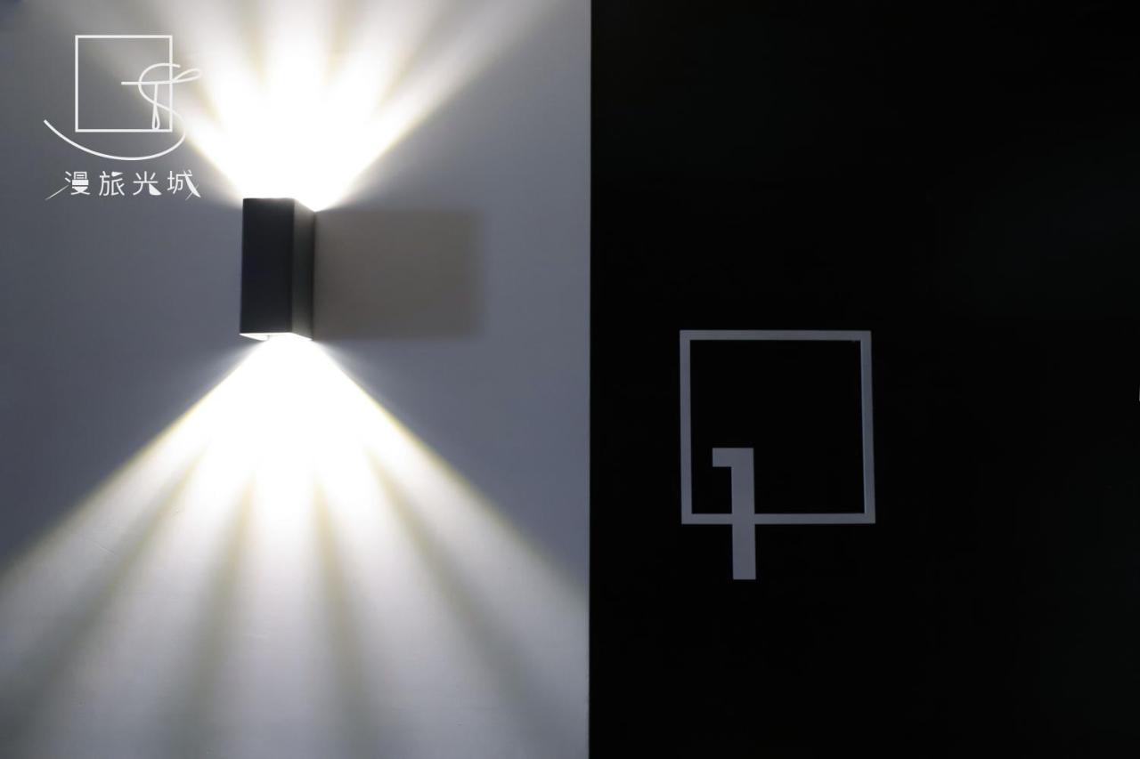 Slow Town Hotel-Glowing Taichung Exterior foto