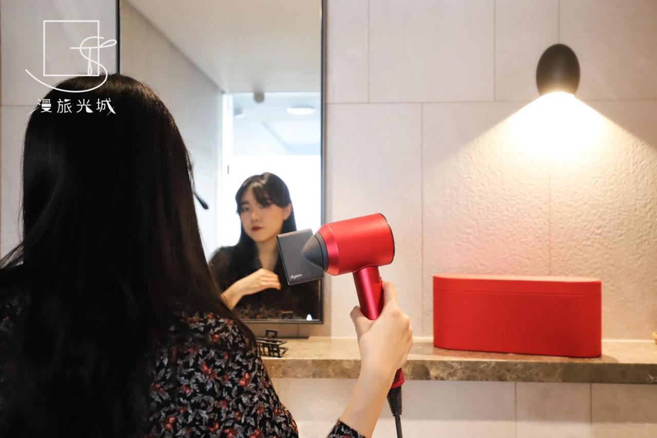 Slow Town Hotel-Glowing Taichung Exterior foto