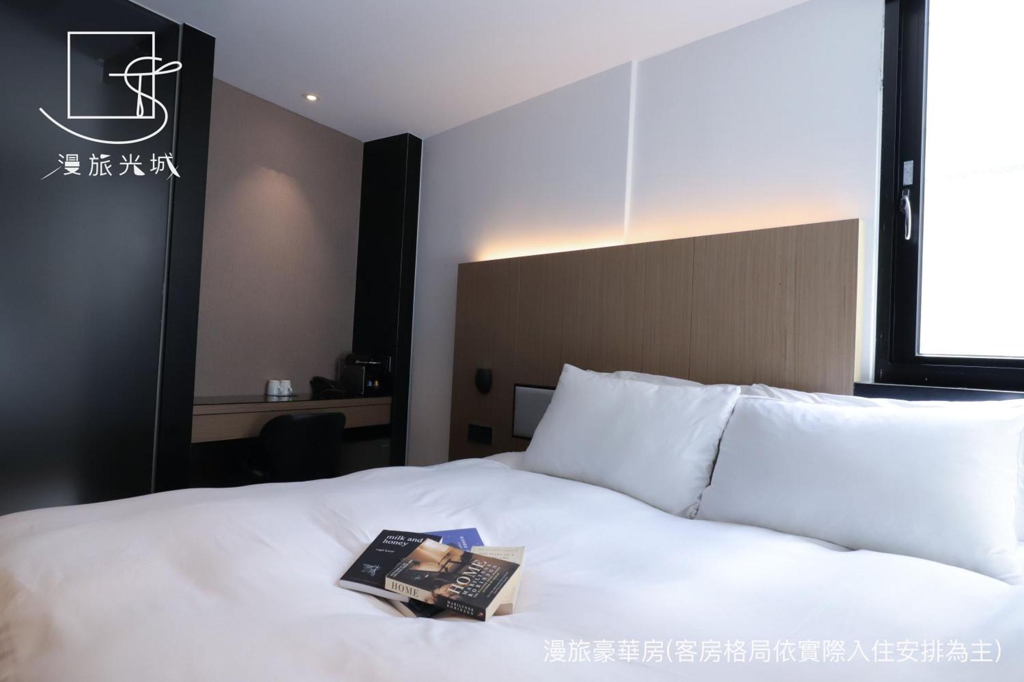 Slow Town Hotel-Glowing Taichung Quarto foto