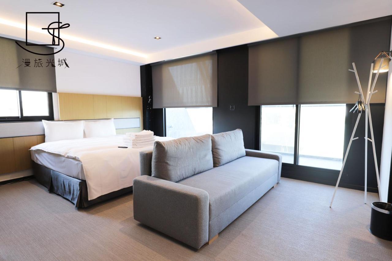 Slow Town Hotel-Glowing Taichung Exterior foto